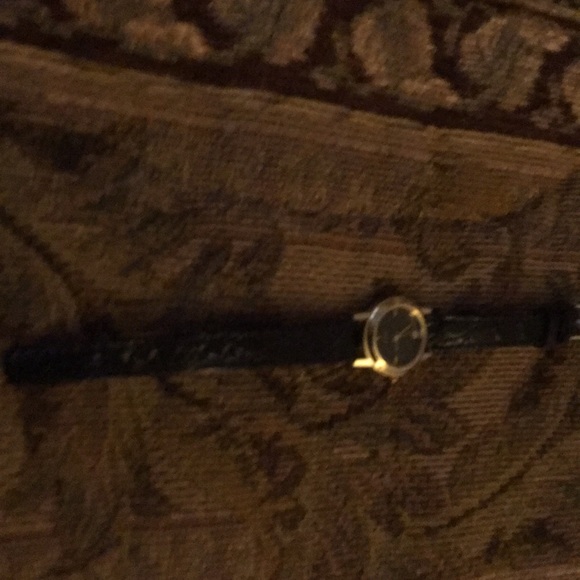 Woman’s watch - Picture 2 of 3